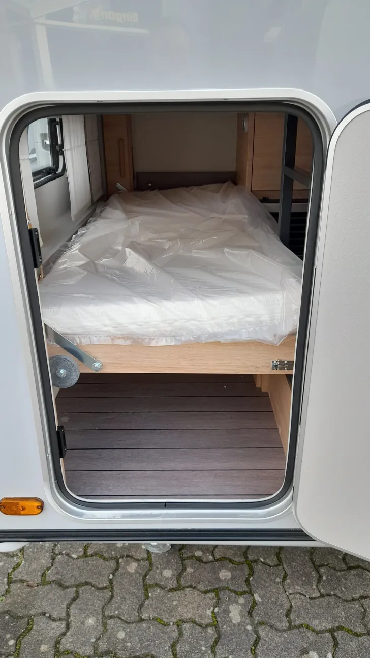 Fahrzeugbild Knaus Südwind 60 YEARS 540 FDK 1800kg; Garage; ASF Bug #4