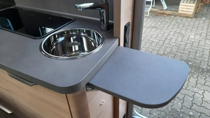 Fahrzeugbild Knaus Südwind 60 YEARS 540 FDK 1800kg; Garage; ASF Bug #16