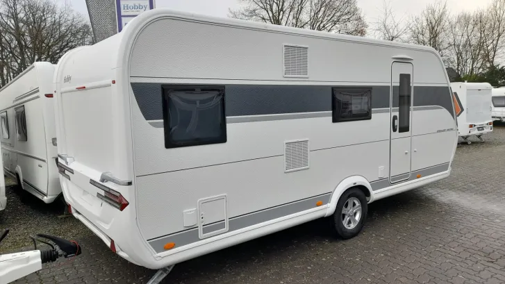 Fahrzeugbild Hobby Excellent Edition 545 KMF Garagenklappe; 2000kg #3