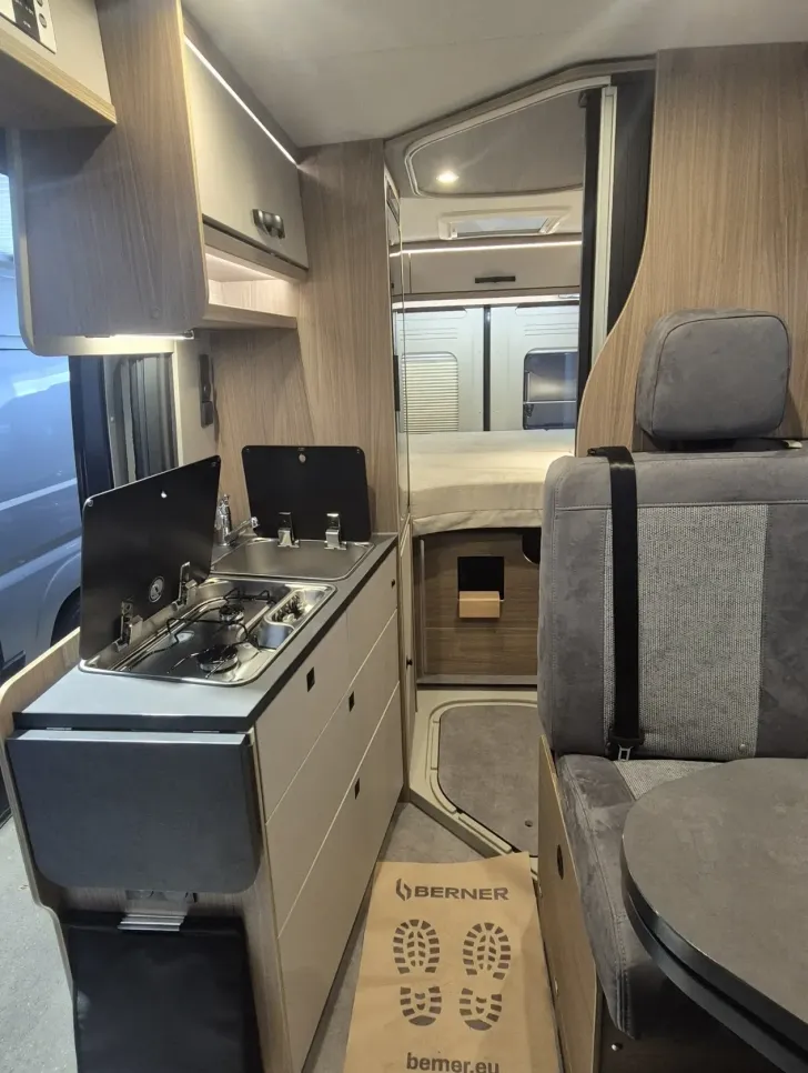 Fahrzeugbild Pössl D-Line 2WIN R Plus #6