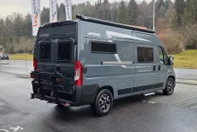 Fahrzeugbild Pössl Summit SHINE 600 LR mit Längsbetten #3