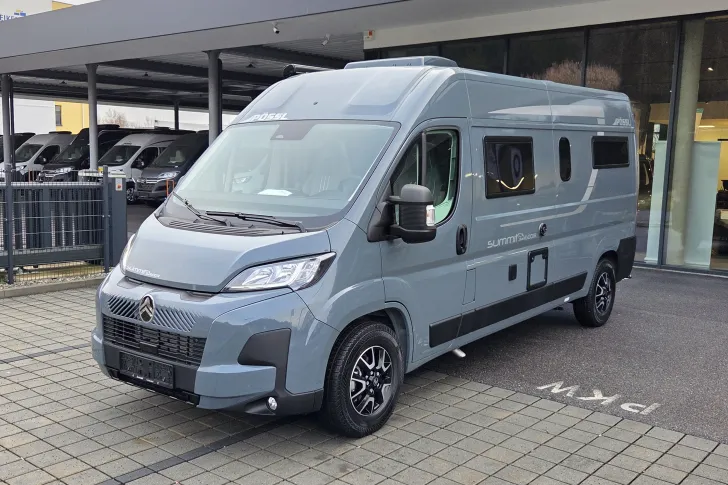 Fahrzeugbild Pössl Summit SHINE 600 LR mit Längsbetten #5