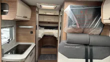 Schräg Hinten Knaus Van TI 650 MEG VANSATION TV*Abstandstempomat