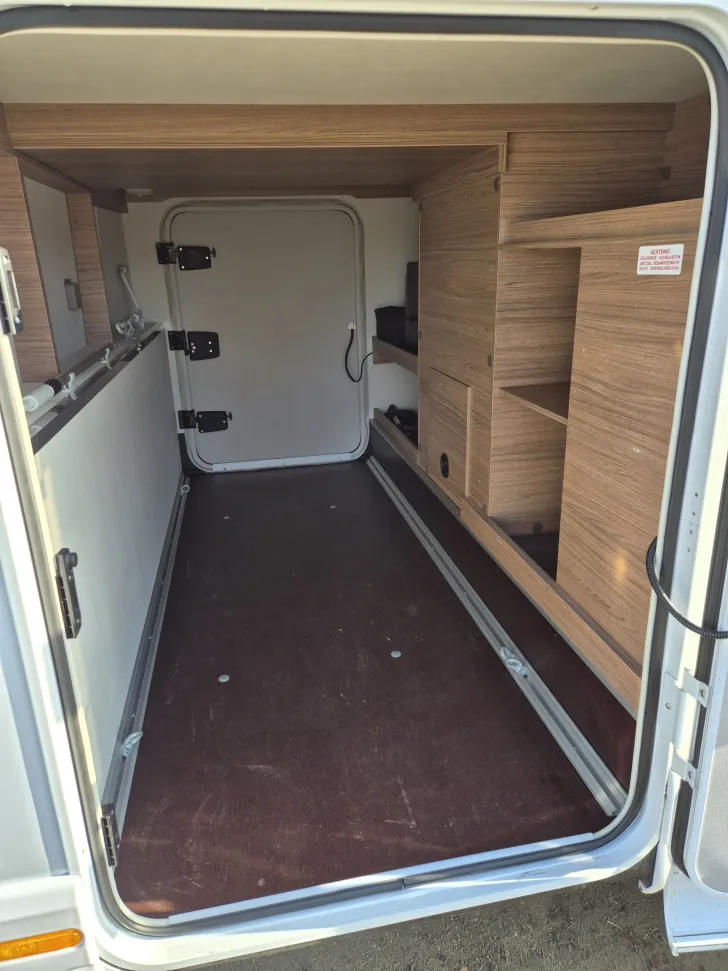 Fahrzeugbild Knaus L!VE / LIVE I 650 MEG *Betterw.*Liner-Sitze*DAB* #40