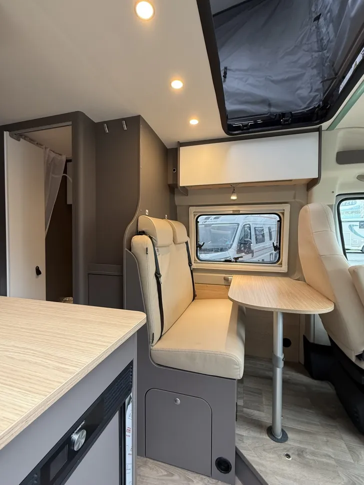 Fahrzeugbild LMC Innovan 70 603 Aufstelldach #14