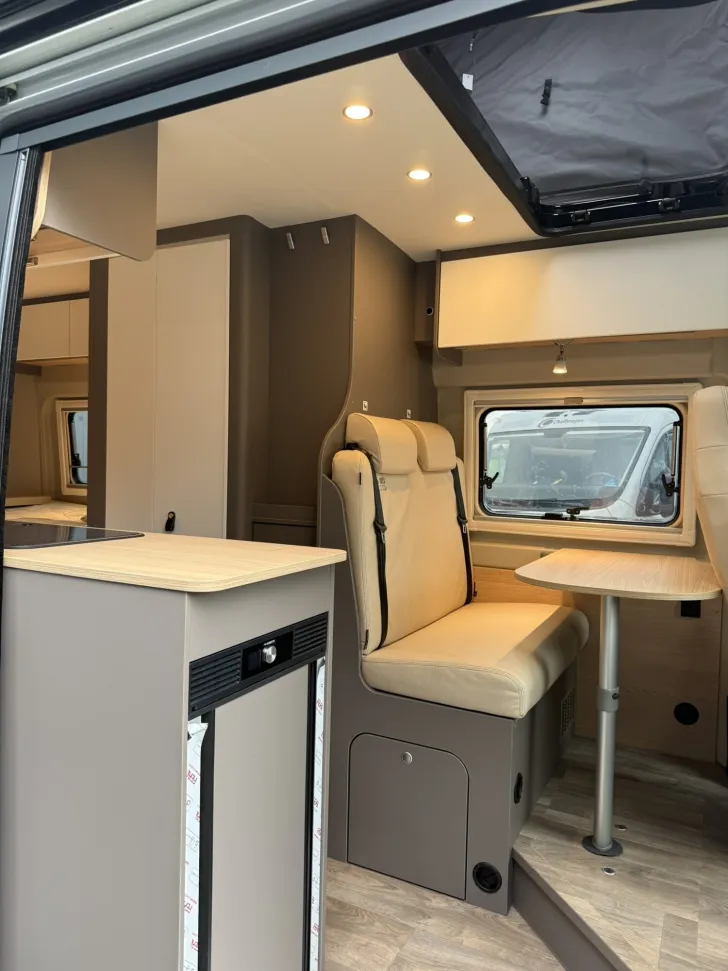 Fahrzeugbild LMC Innovan 70 603 Aufstelldach #22