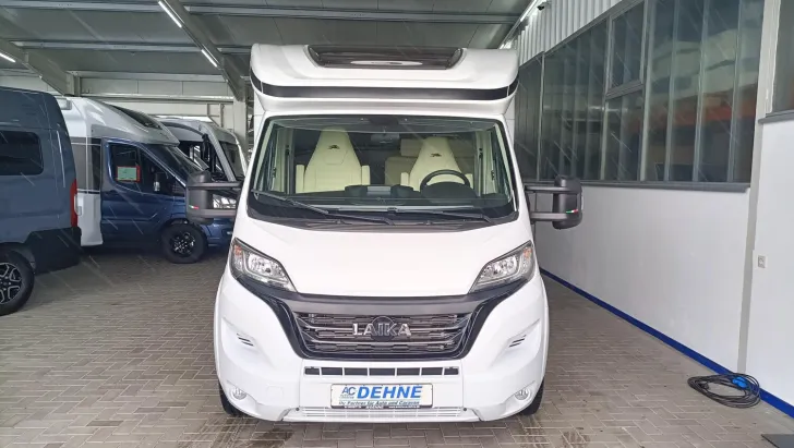 Fahrzeugbild Laika Kosmo L 319 Sie sparen EUR 15.000 #4