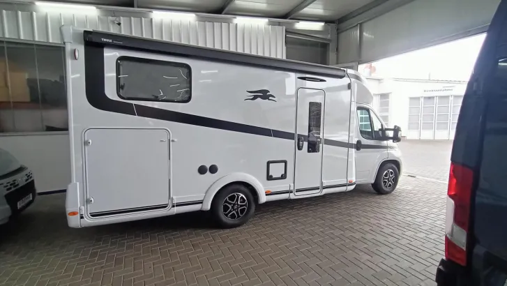 Fahrzeugbild Laika Kosmo L 319 Sie sparen EUR 15.000 #5