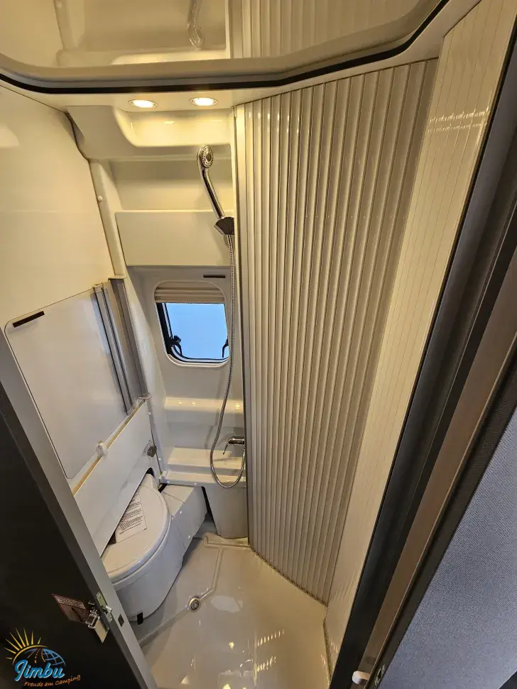 Fahrzeugbild Malibu Van Diversity 640 LE K charming coupé 180 PS Automatik, ff4 - 2336 #18