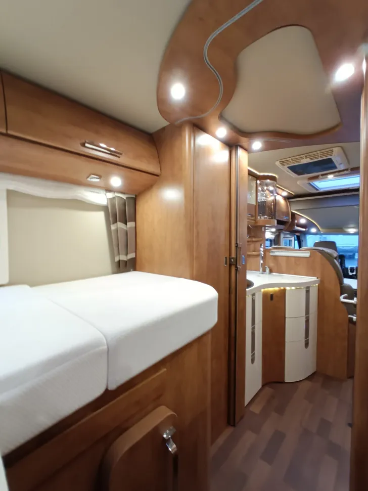 Fahrzeugbild Carthago chic c-line I 4.8 LE Vollluftgefedert #14