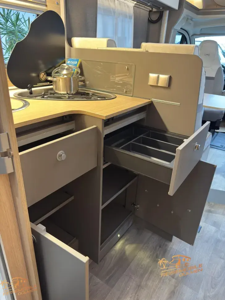 Fahrzeugbild LMC Tourer Lift H 730 G #29