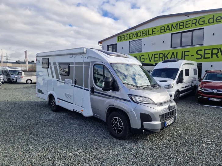 Fahrzeugbild Carado V 337 #9