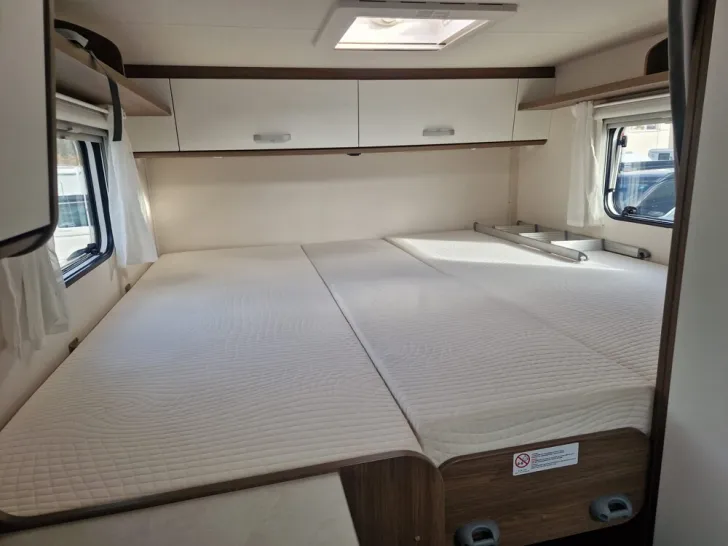 Fahrzeugbild Carado V 337 #22