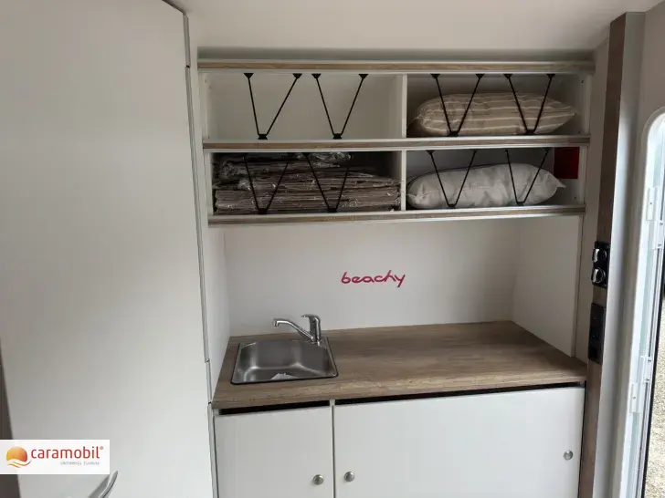 Fahrzeugbild Hobby Beachy 450 Elektroheizung inklusive #12