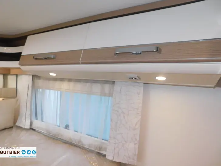 Fahrzeugbild Malibu I 460 LE Liste:  134.370 #19