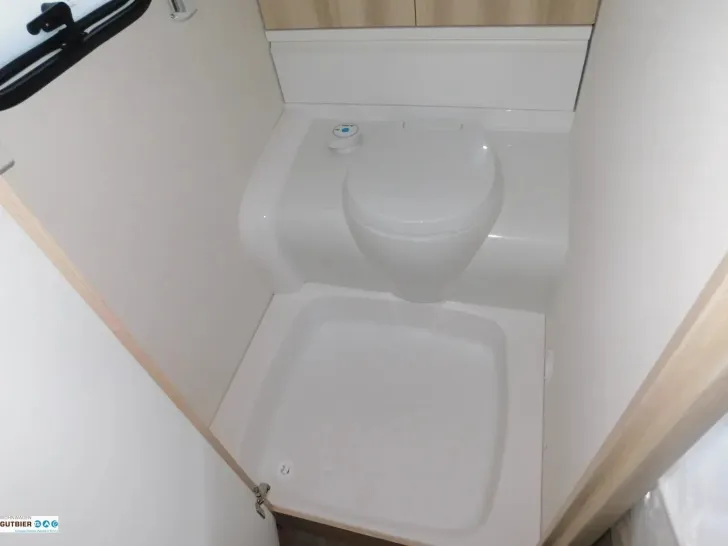 Fahrzeugbild Hobby De Luxe 460 UFe #25