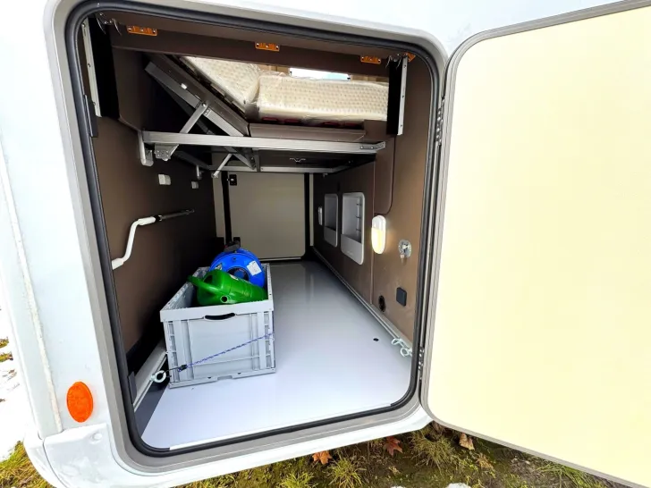 Fahrzeugbild Bürstner B66 TD 732 HUBBETT|LEDER|NAV+RFK|MARKISE|LITHIUM #17