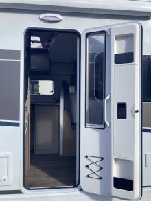 Fahrzeugbild Carado T 448 Pro+ 5 Sitzplätze #6