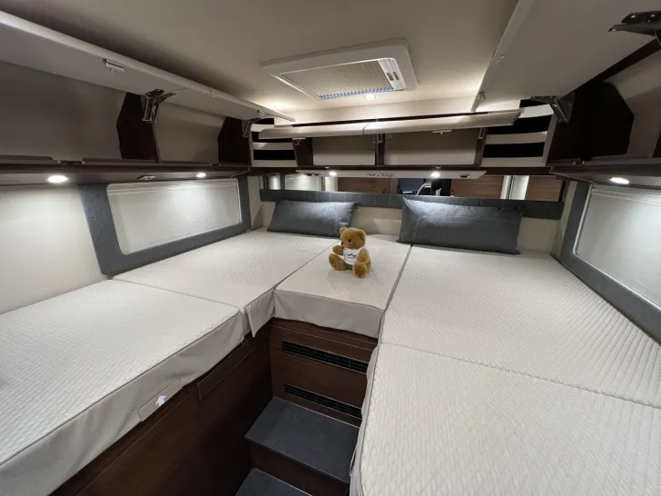 Fahrzeugbild Carthago chic c-line T 4.9 LE Mercedes (329) #27