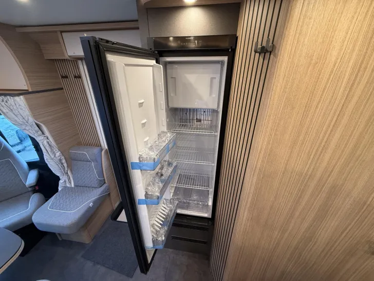 Fahrzeugbild Malibu T 470 RB LE K comfort Mercedes #15