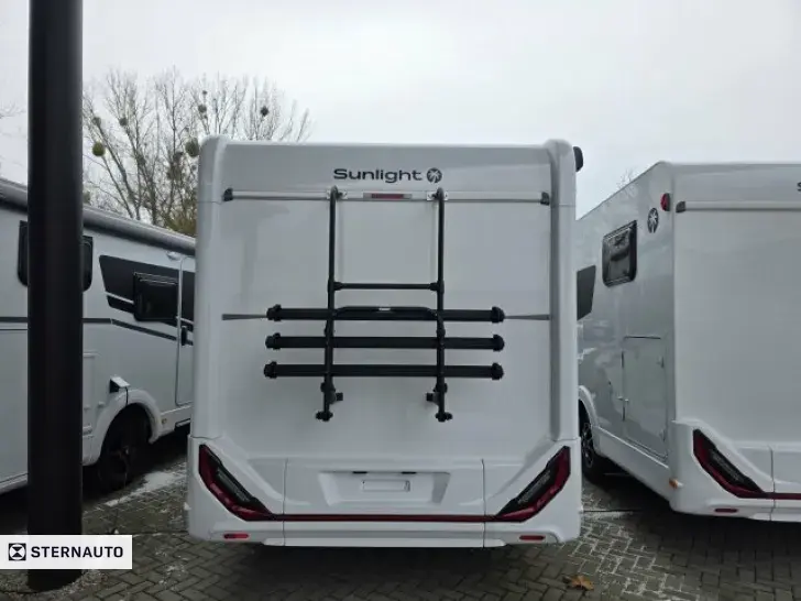 Fahrzeugbild Sunlight Fiat T 68 #3