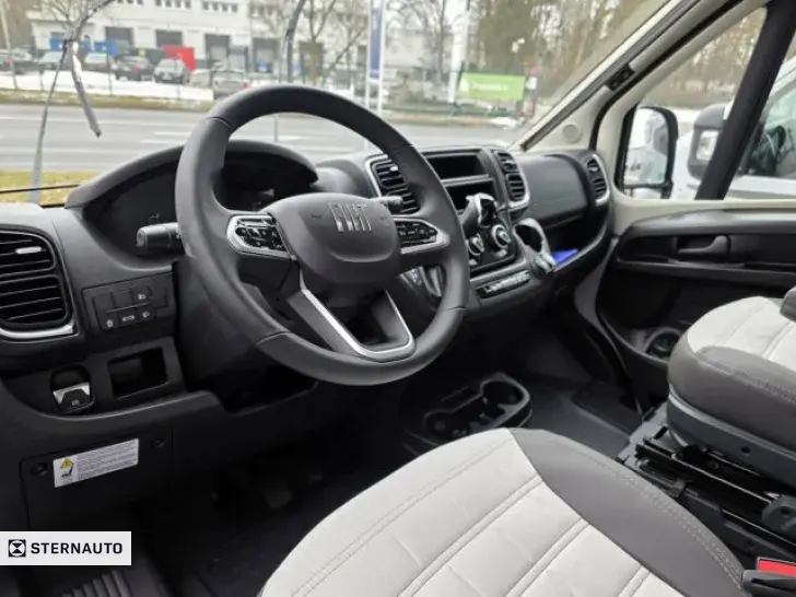 Fahrzeugbild Sunlight Fiat T 68 #5