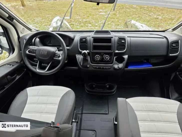 Fahrzeugbild Sunlight Fiat T 68 #6