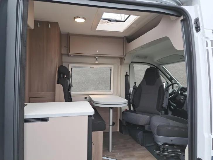 Fahrzeugbild Carado CV 600 Markise, Optik Paket 2, Basic Paket #8