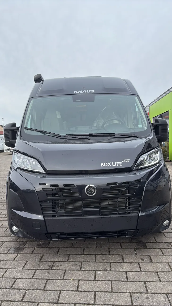 Frontal Vorne Knaus BoxLife 600 ME Autonomes Fahren