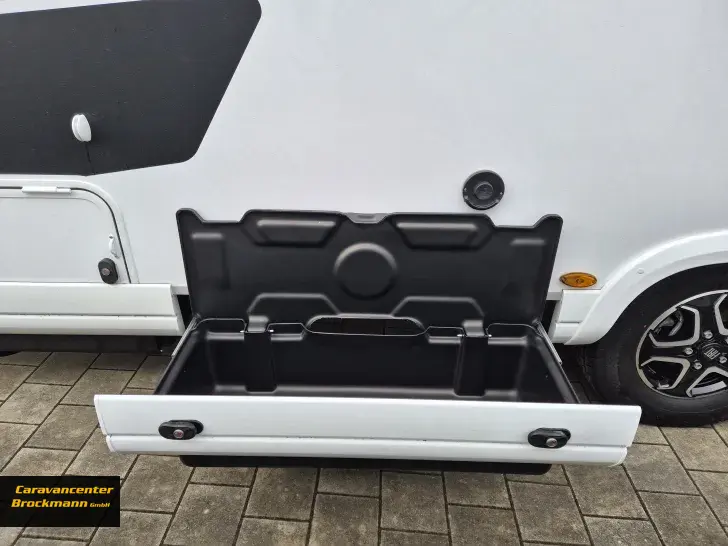 Fahrzeugbild Pilote Pacific P690D Expression Modell 2026, sofort verfügbar #6