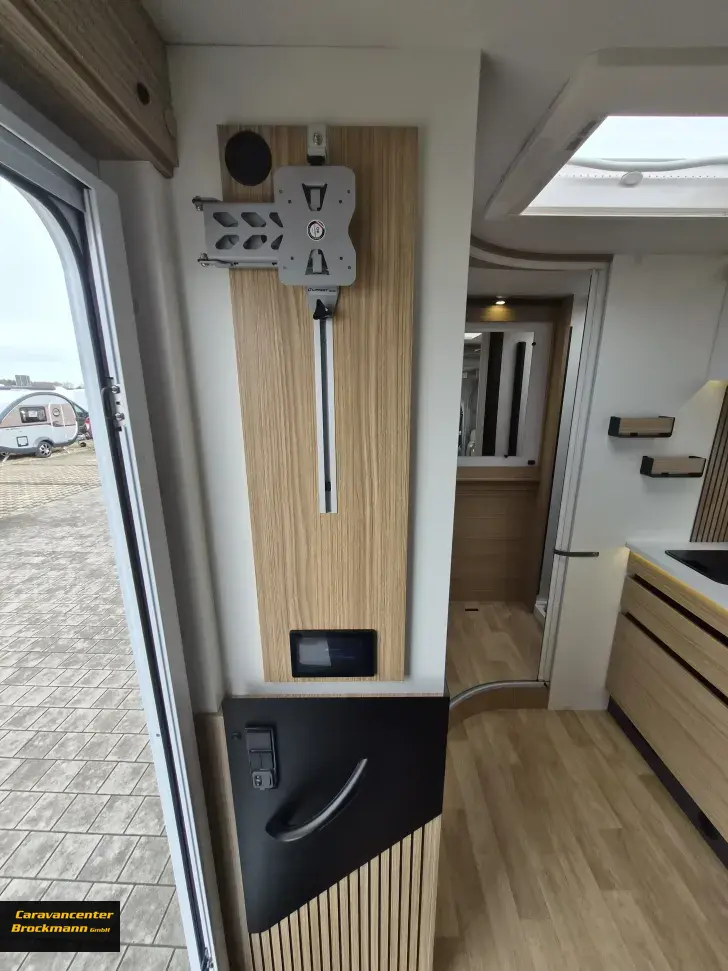 Fahrzeugbild Pilote Pacific P690D Expression Modell 2026, sofort verfügbar #13