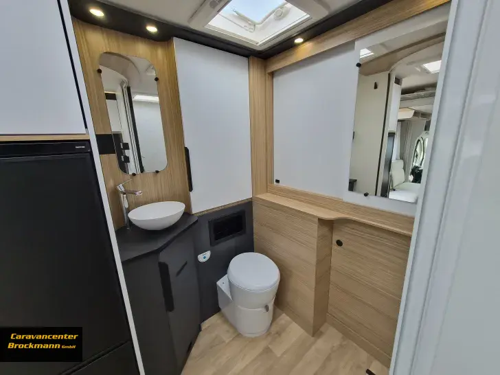 Fahrzeugbild Pilote Pacific P690D Expression Modell 2026, sofort verfügbar #14