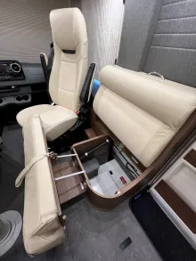 Fahrzeugbild Carthago chic c-line I 4.9 LE Mercedes (322) #39