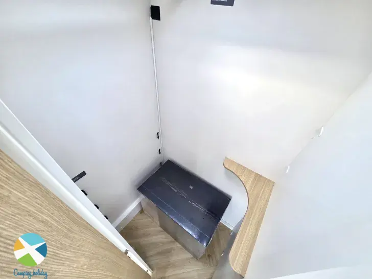 Weitere Betten LMC e:dero 350 D