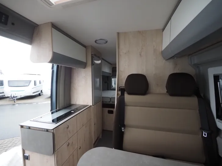 Fahrzeugbild Clever Celebration, Schwenkbad, Tageszulassung ! #9