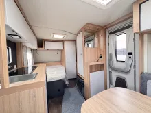 Fahrzeugbild Knaus Sport 450 FU Aufl. 1.800KG,Serviceklappe HR #8