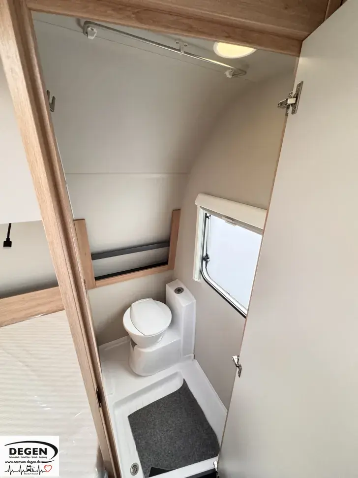 Fahrzeugbild Knaus Sport 450 FU Aufl. 1.800KG,Serviceklappe HR #13