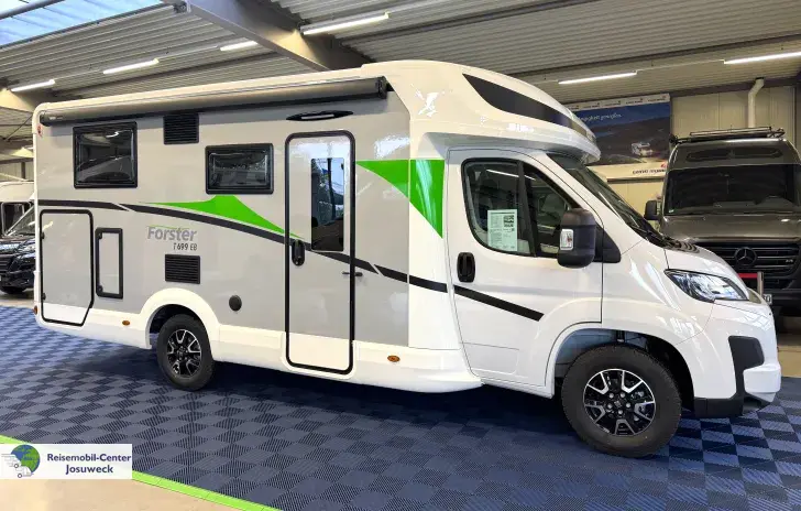 Fahrzeugbild Forster T 699 EB Einzelbetten #1