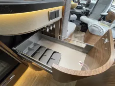 Bild 27 Hymer B-MC I 600 WhiteLine *5.Sitzpl.*Solar*Dachklima