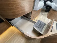 Bild 28 Hymer B-MC I 600 WhiteLine *5.Sitzpl.*Solar*Dachklima