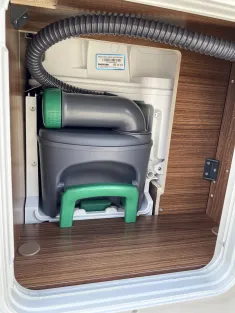 Bild 32 Hymer B-MC I 600 WhiteLine *5.Sitzpl.*Solar*Dachklima