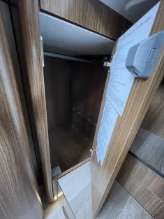 Bild 36 Hymer B-MC I 600 WhiteLine *5.Sitzpl.*Solar*Dachklima