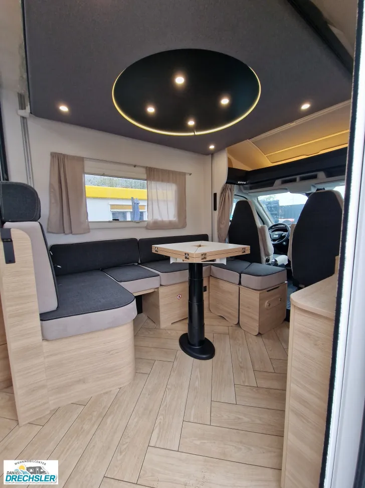 Fahrzeugbild Challenger 240 Etape Edition #8