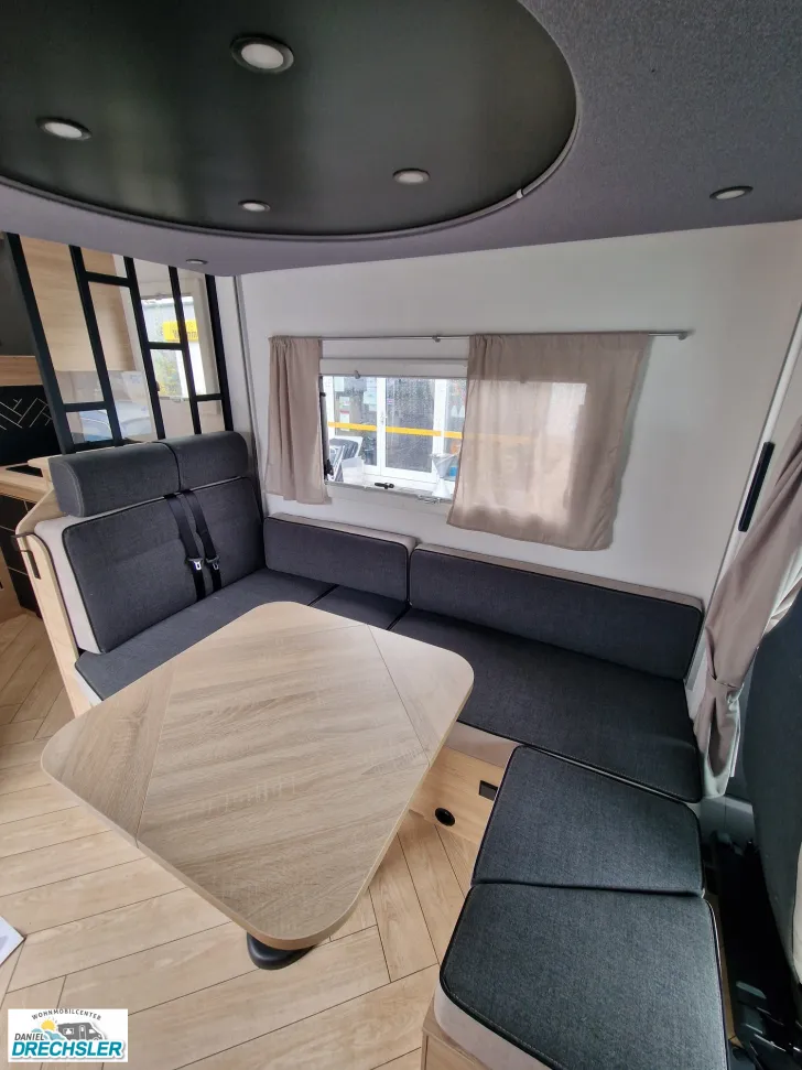 Fahrzeugbild Challenger 240 Etape Edition #10