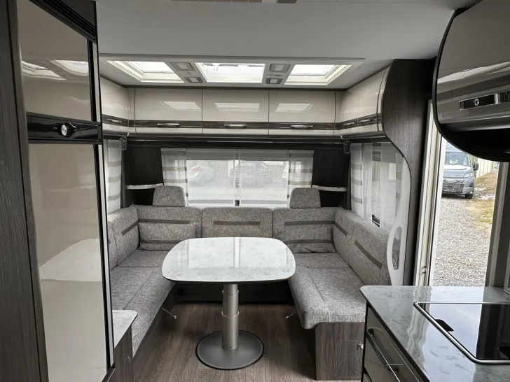 Fahrzeugbild Fendt Diamant 650 SGD Klima ! autom. Sat.-Anlage ! #5