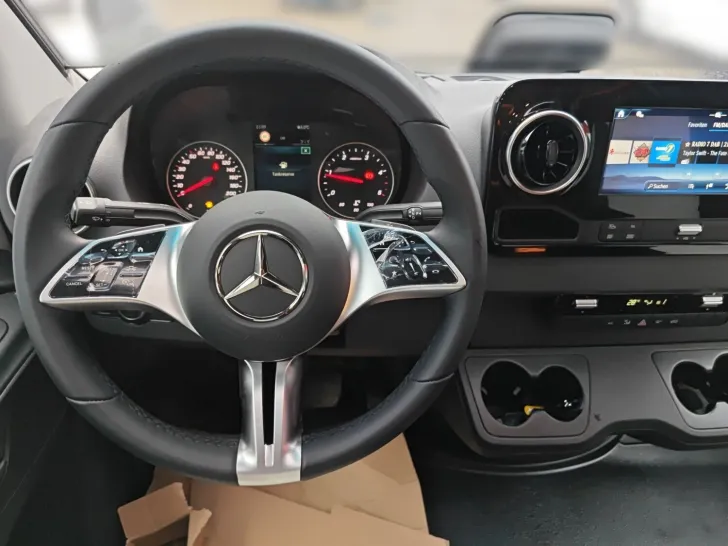 Fahrzeugbild Weinsberg CaraCompact Suite MB EDITION PEPPER 640 MEG LTE #6