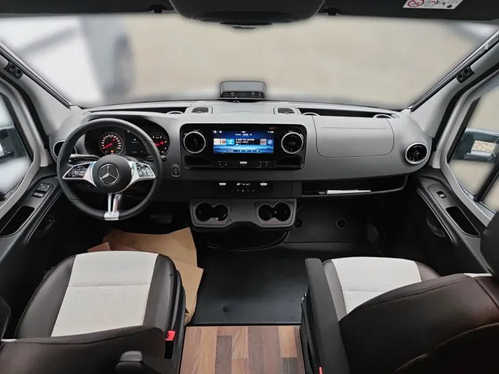 Fahrzeugbild Weinsberg CaraCompact Suite MB EDITION PEPPER 640 MEG LTE #8