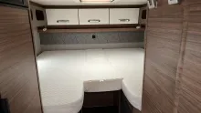 Weitere Betten Weinsberg CaraCompact 600 MEG EDITION [PEPPER] *2025*Autom*TV*Rahmenfenster*