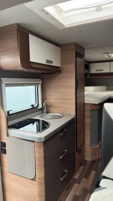 Küchen Weinsberg CaraCompact 600 MEG EDITION [PEPPER] *2025*Autom*TV*Rahmenfenster*