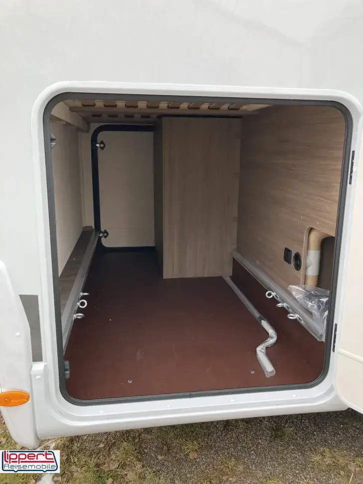 Fahrzeugbild Carado VAN V339 pro+ Queensbett #17
